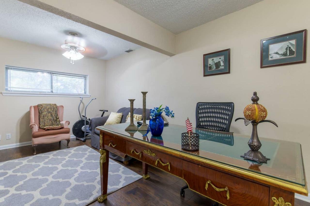 Oasis Near Dfw Airport With Mediterranean Setting Irving Luaran gambar