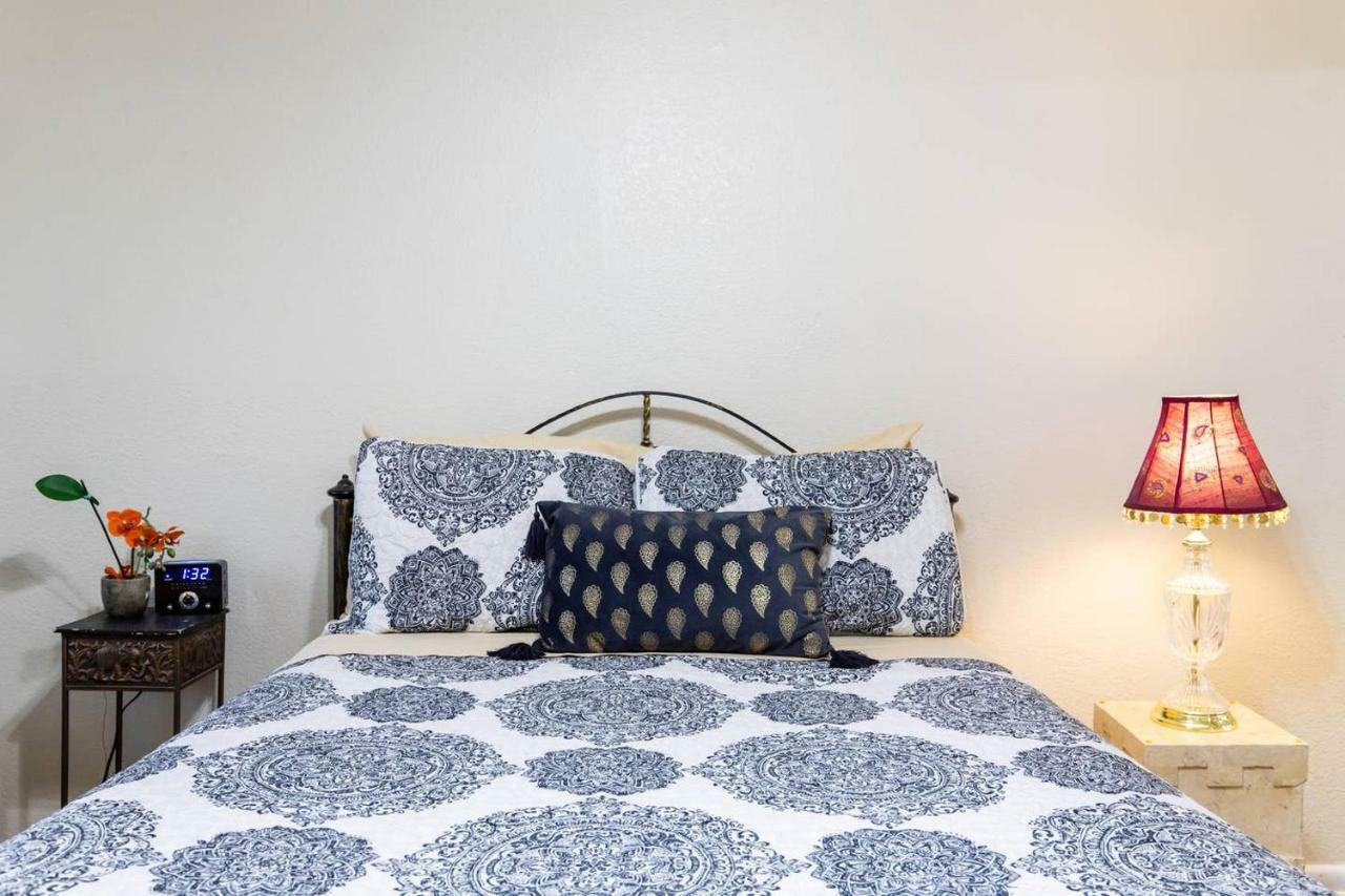 Oasis Near Dfw Airport With Mediterranean Setting Irving Luaran gambar