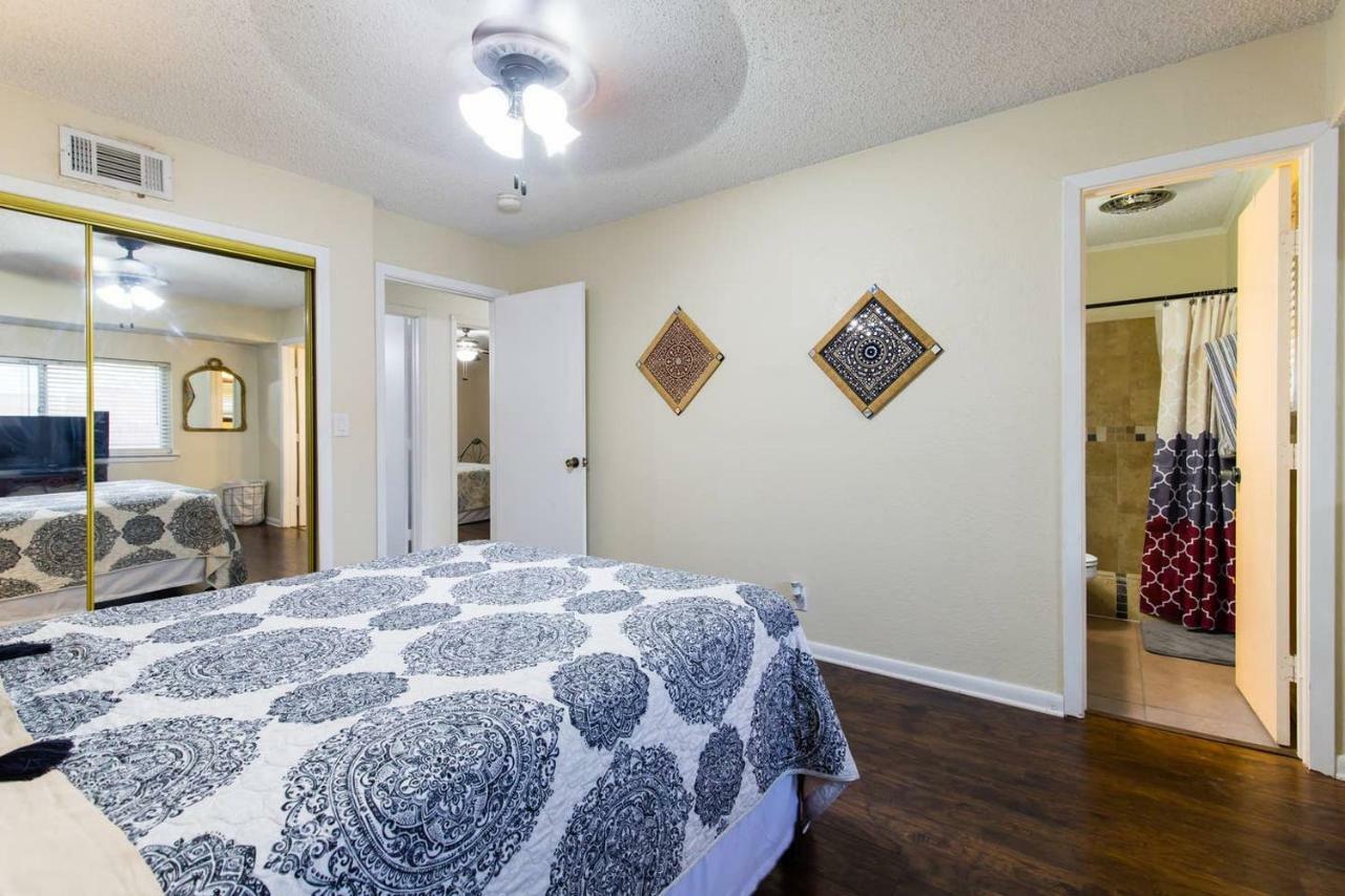 Oasis Near Dfw Airport With Mediterranean Setting Irving Luaran gambar