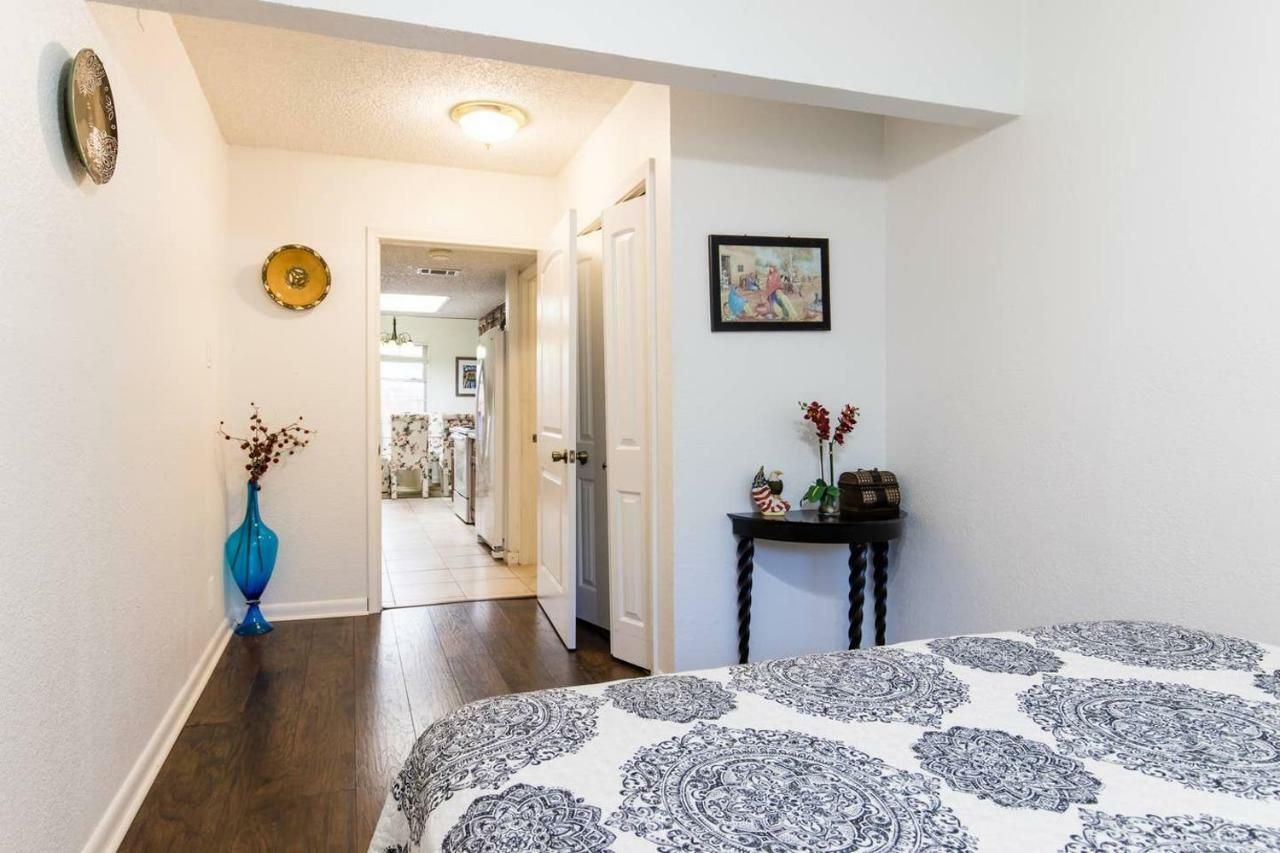 Oasis Near Dfw Airport With Mediterranean Setting Irving Luaran gambar